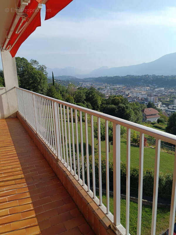 Appartement à AIX-LES-BAINS