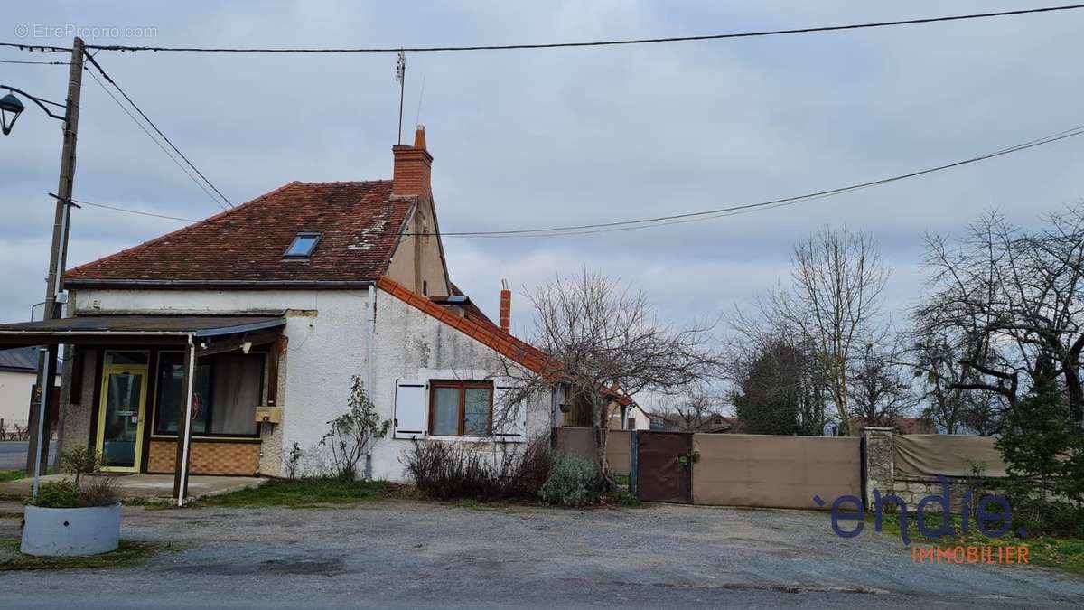 Maison à COULEUVRE