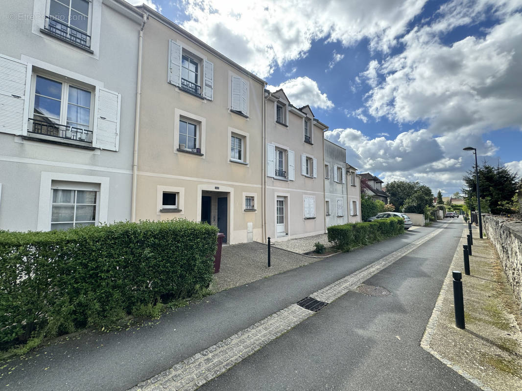 Appartement à VAIRES-SUR-MARNE