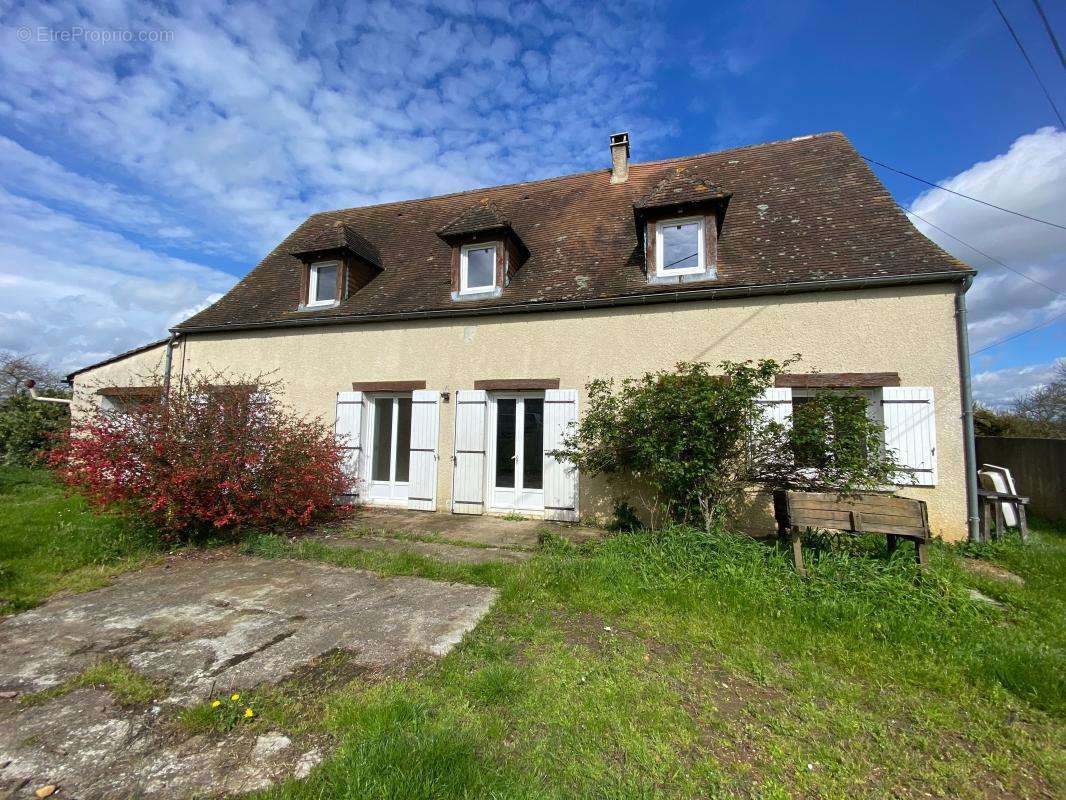 Maison à ALLES-SUR-DORDOGNE