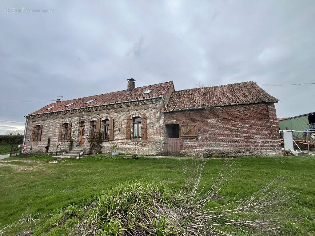 Maison à BUIRE-AU-BOIS