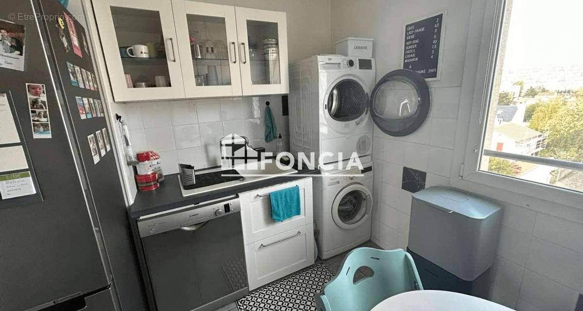 Appartement à RUEIL-MALMAISON