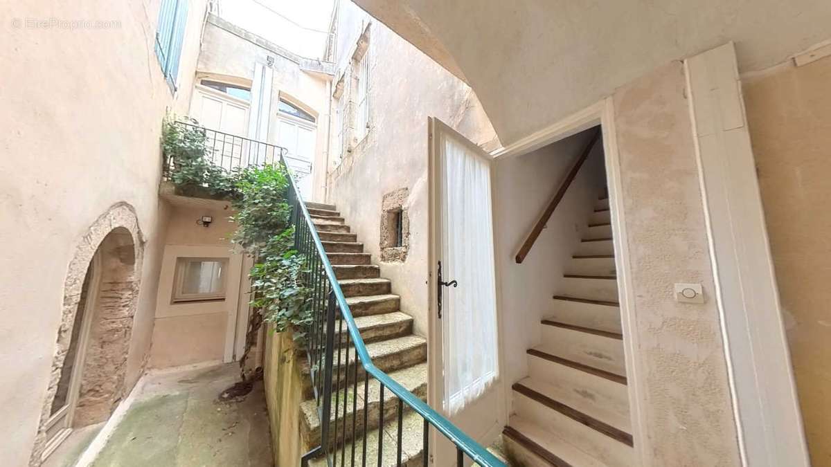 Appartement à PEZENAS