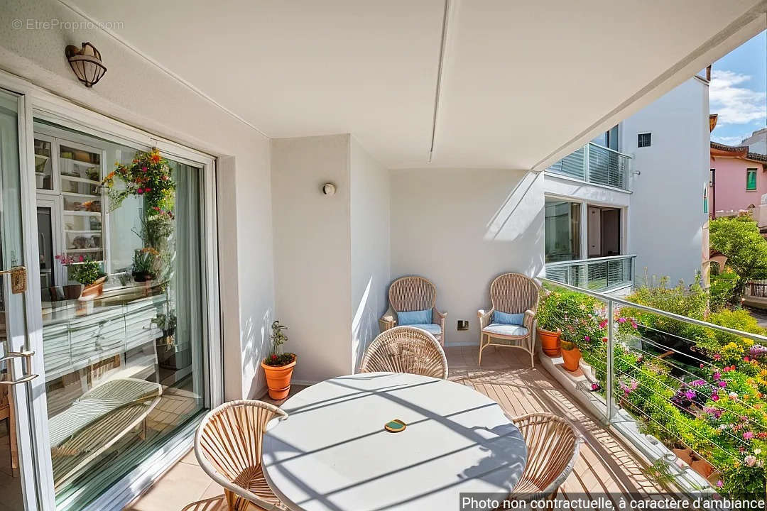 Appartement à FREJUS