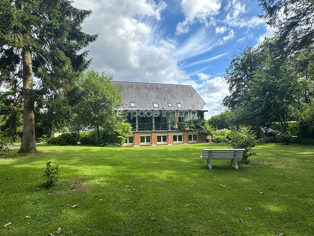 Maison à CLERES