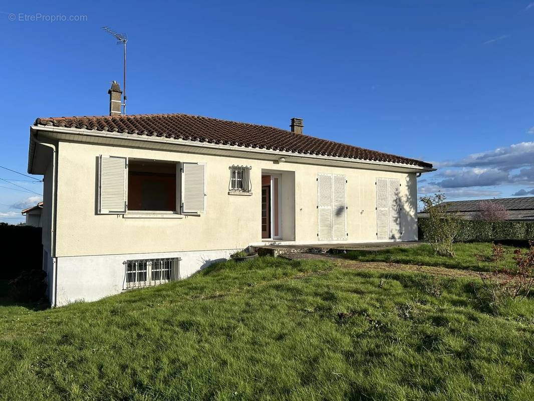 Maison à CHATILLON-SUR-THOUET