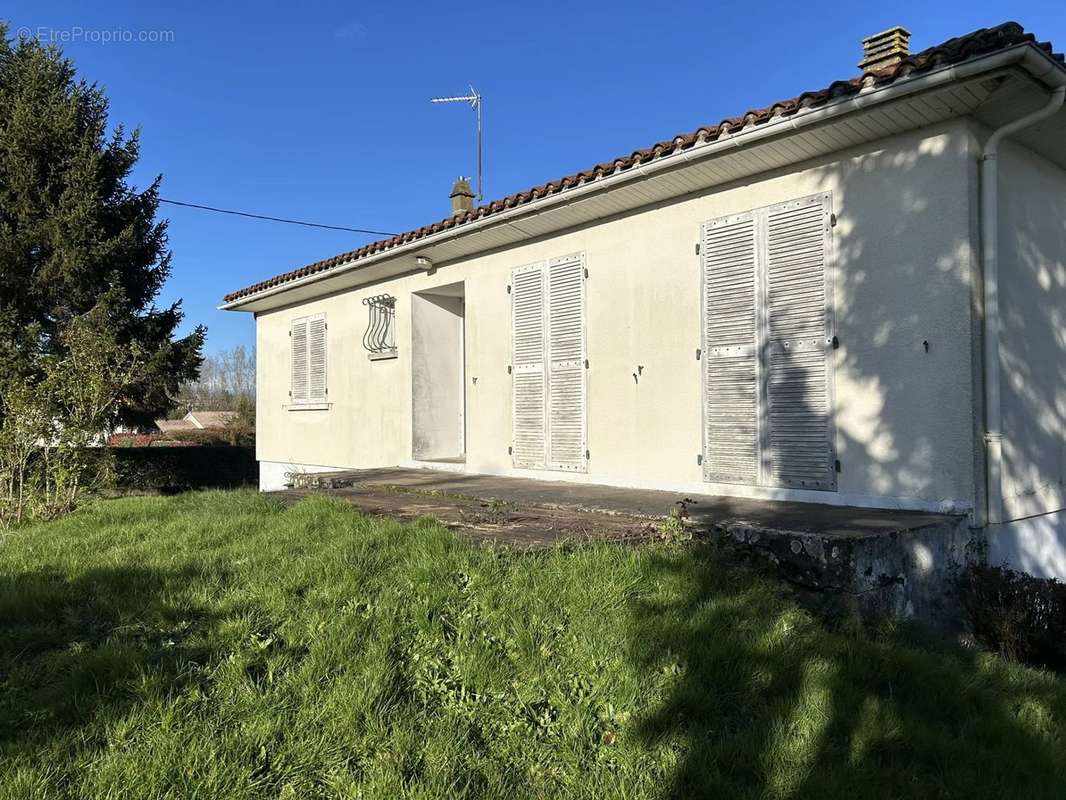 Maison à CHATILLON-SUR-THOUET