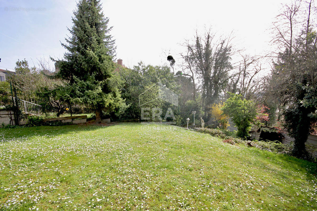 Maison à FONTENAY-SOUS-BOIS