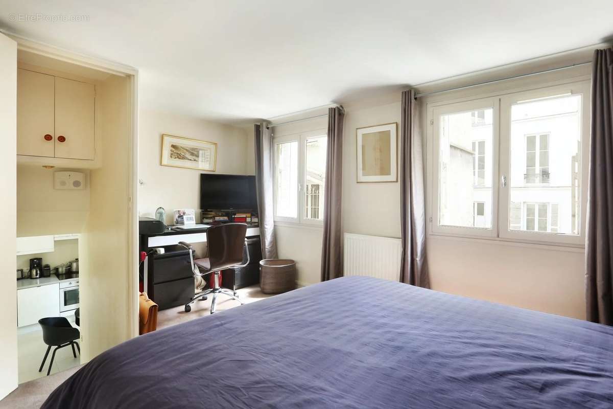 Appartement à PARIS-4E