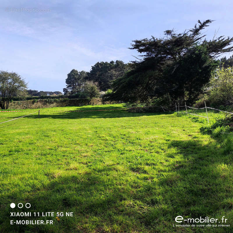 Terrain à GROIX