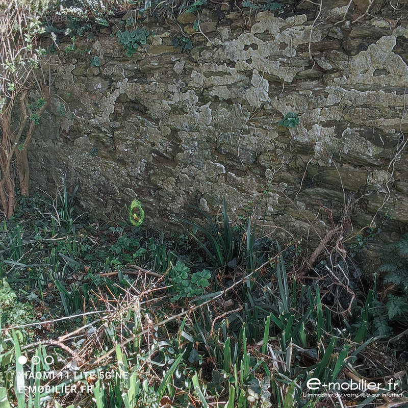 Terrain à GROIX