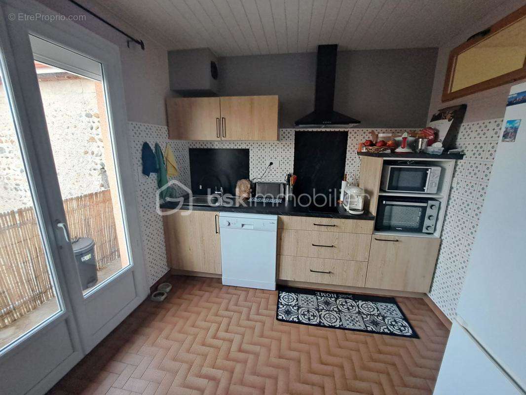 Appartement à VIC-EN-BIGORRE