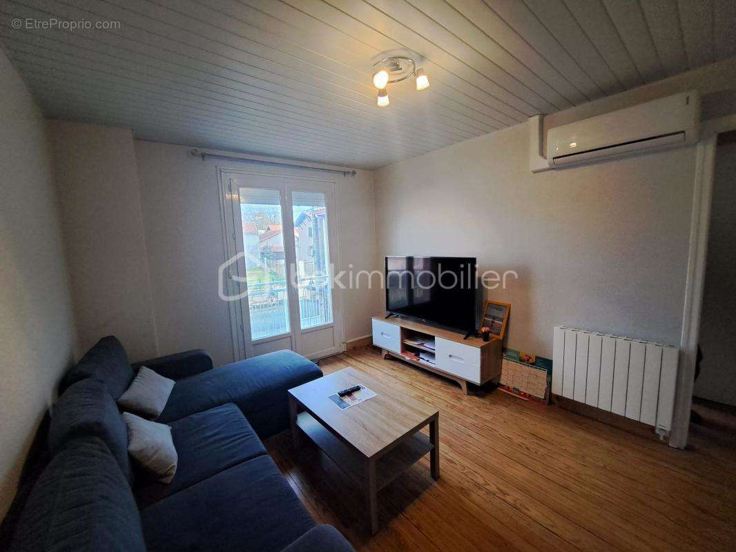 Appartement à VIC-EN-BIGORRE