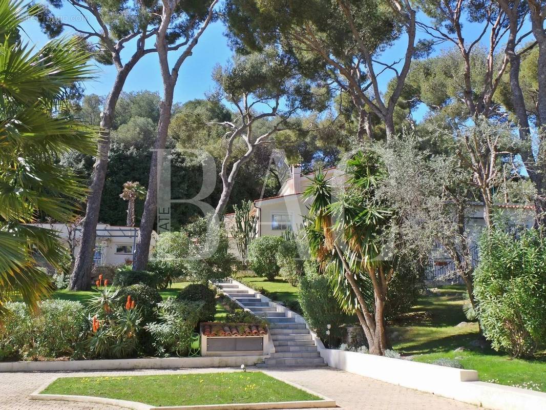 Maison à SAINT-JEAN-CAP-FERRAT