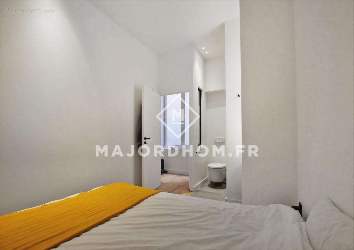 Appartement à MARSEILLE-1E