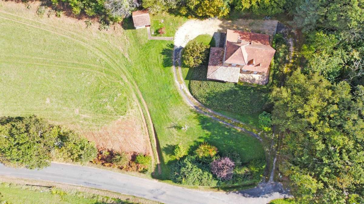 Maison à ALLES-SUR-DORDOGNE