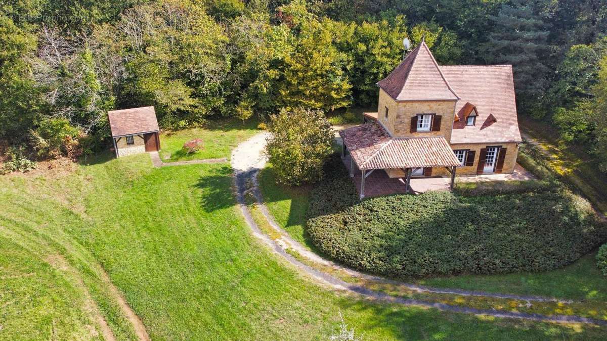 Maison à ALLES-SUR-DORDOGNE