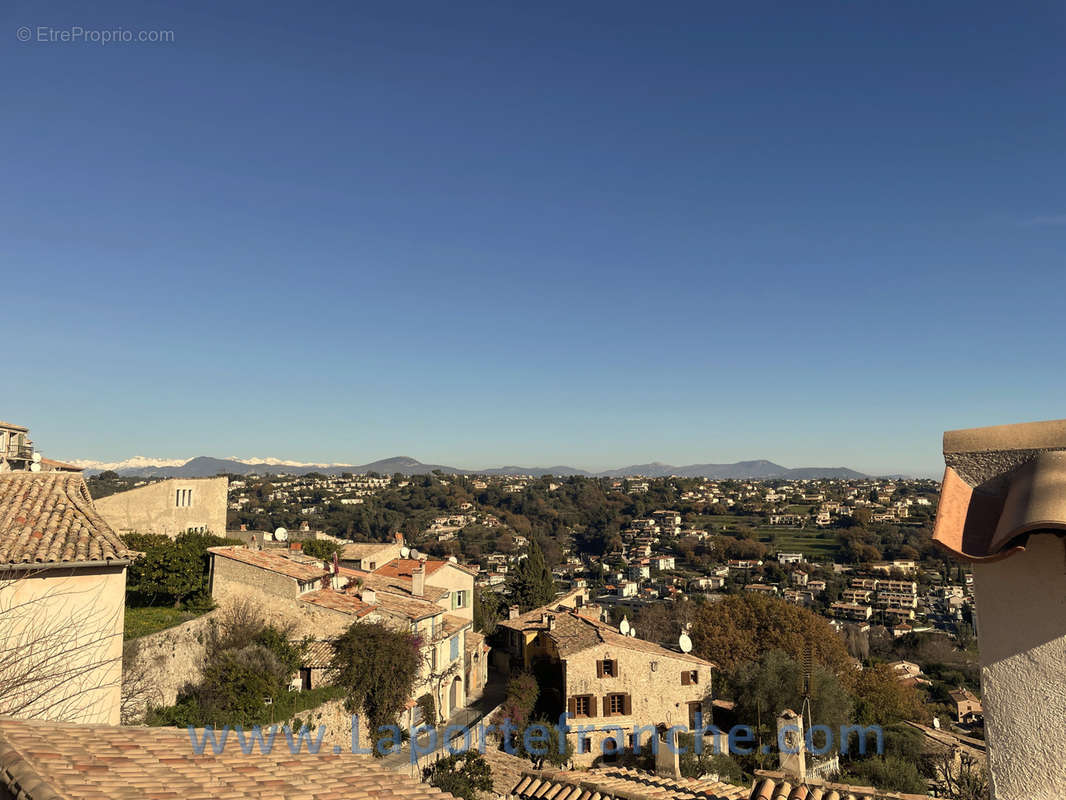 Maison à CAGNES-SUR-MER