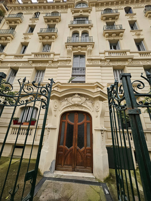 Appartement à NICE