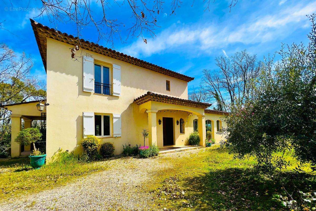 Maison à SAINT-PAUL-EN-FORET