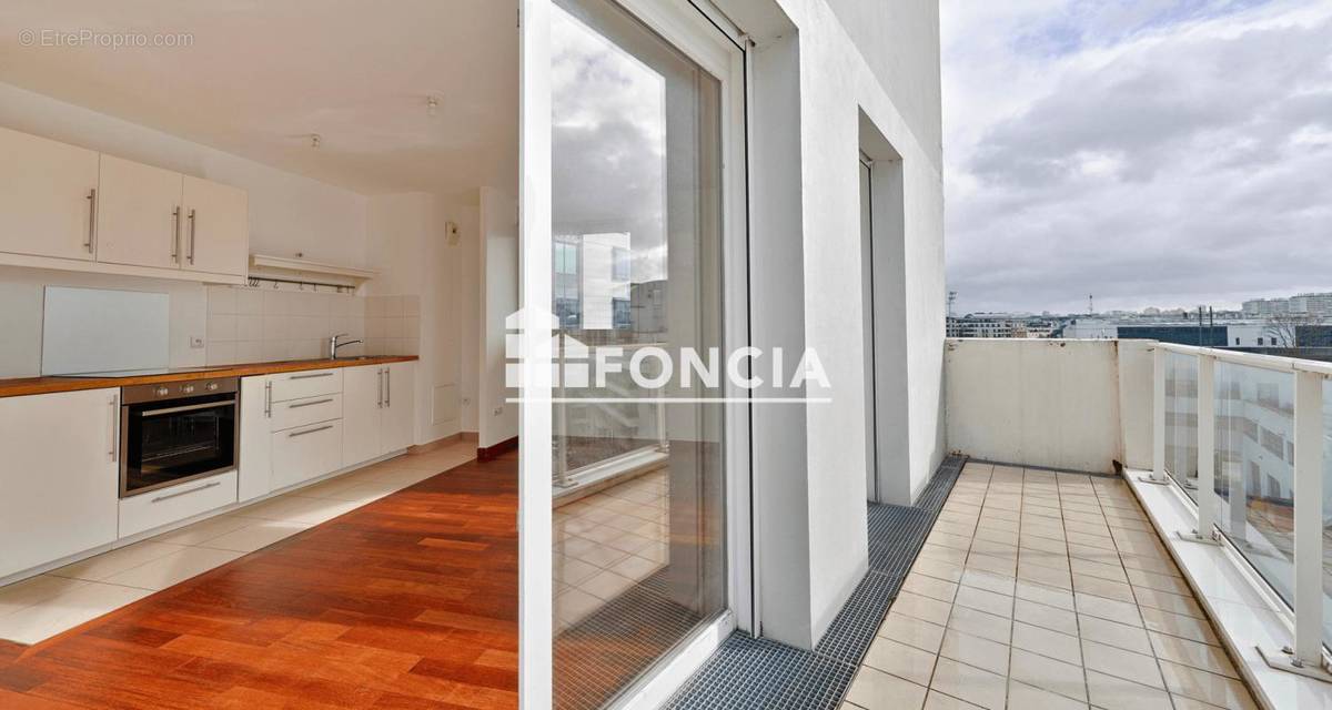 Appartement à ISSY-LES-MOULINEAUX