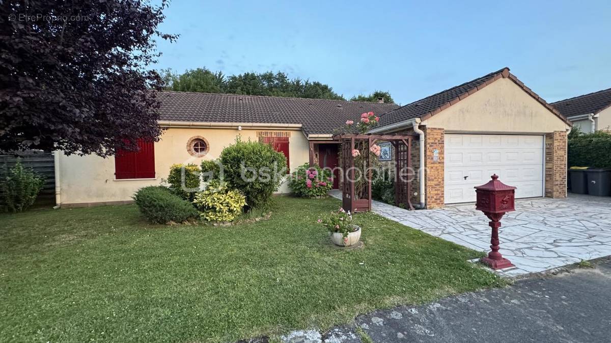 Maison à SAINT-GERMAIN-LES-CORBEIL