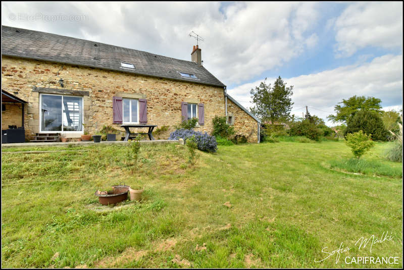 Maison à SAINTE-SEVERE-SUR-INDRE