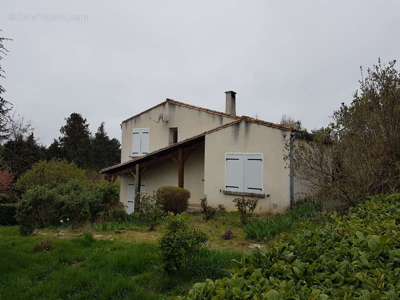 Maison à SAISSAC