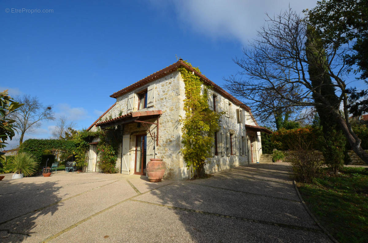 Maison principale-Main house - Maison à CASTERA-VERDUZAN