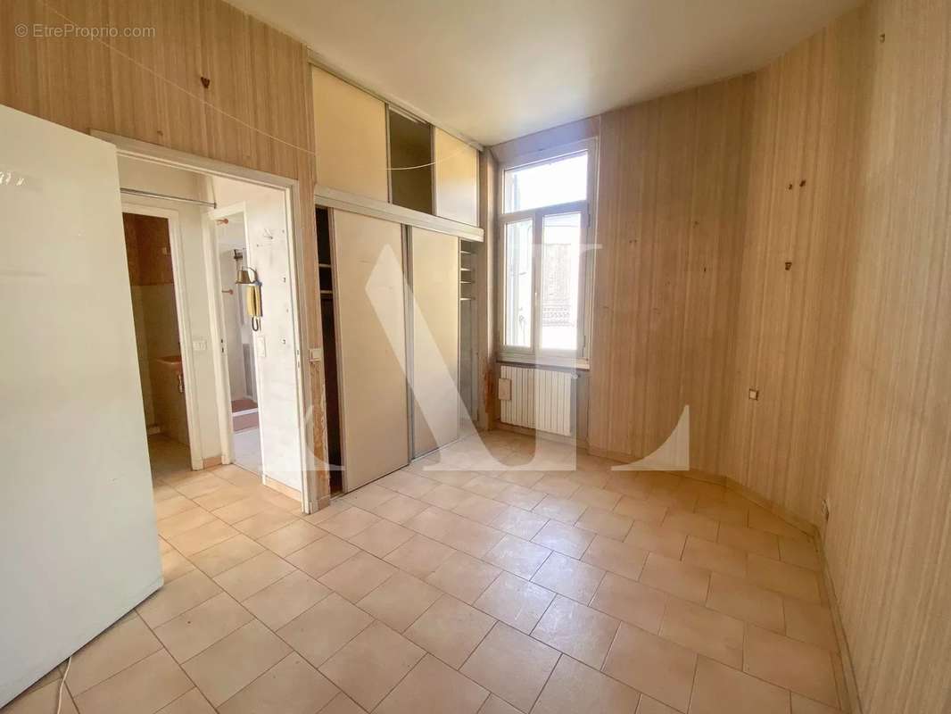 Appartement à VALLAURIS