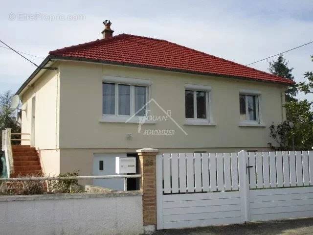 Maison à VARENNES-SUR-ALLIER