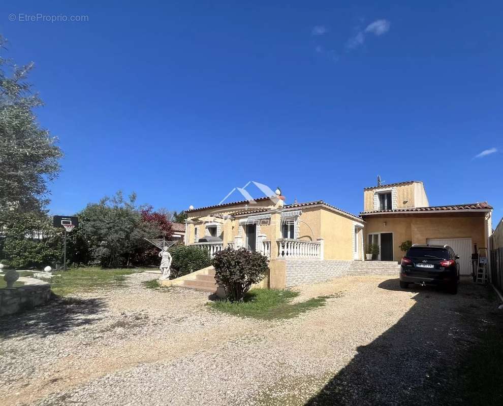 Maison à SAINT-CHRISTOL-LES-ALES