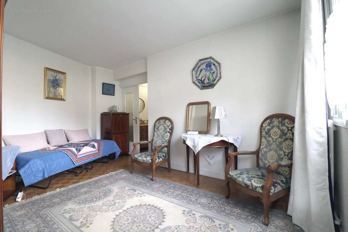 Appartement à VERSAILLES