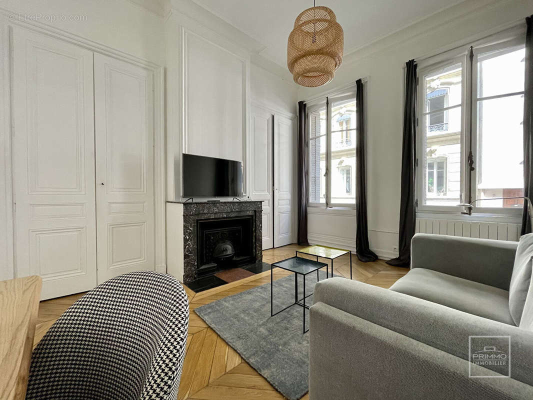 Appartement à LYON-6E