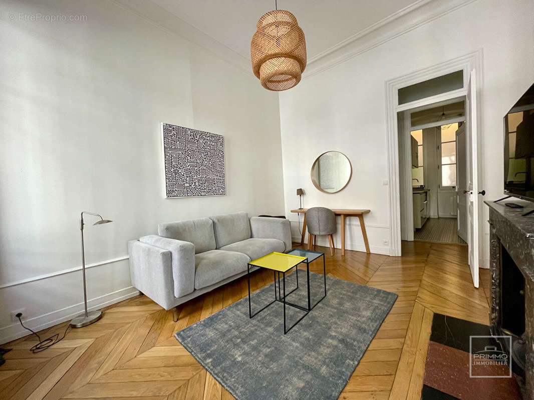 Appartement à LYON-6E