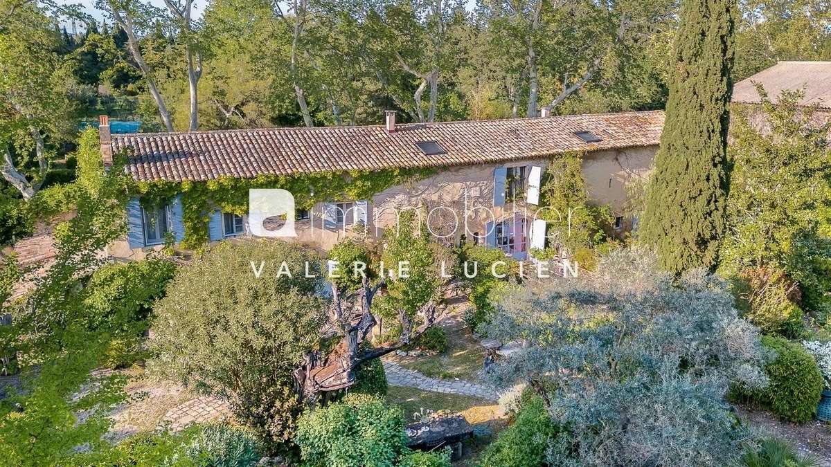 Maison à SAINT-REMY-DE-PROVENCE