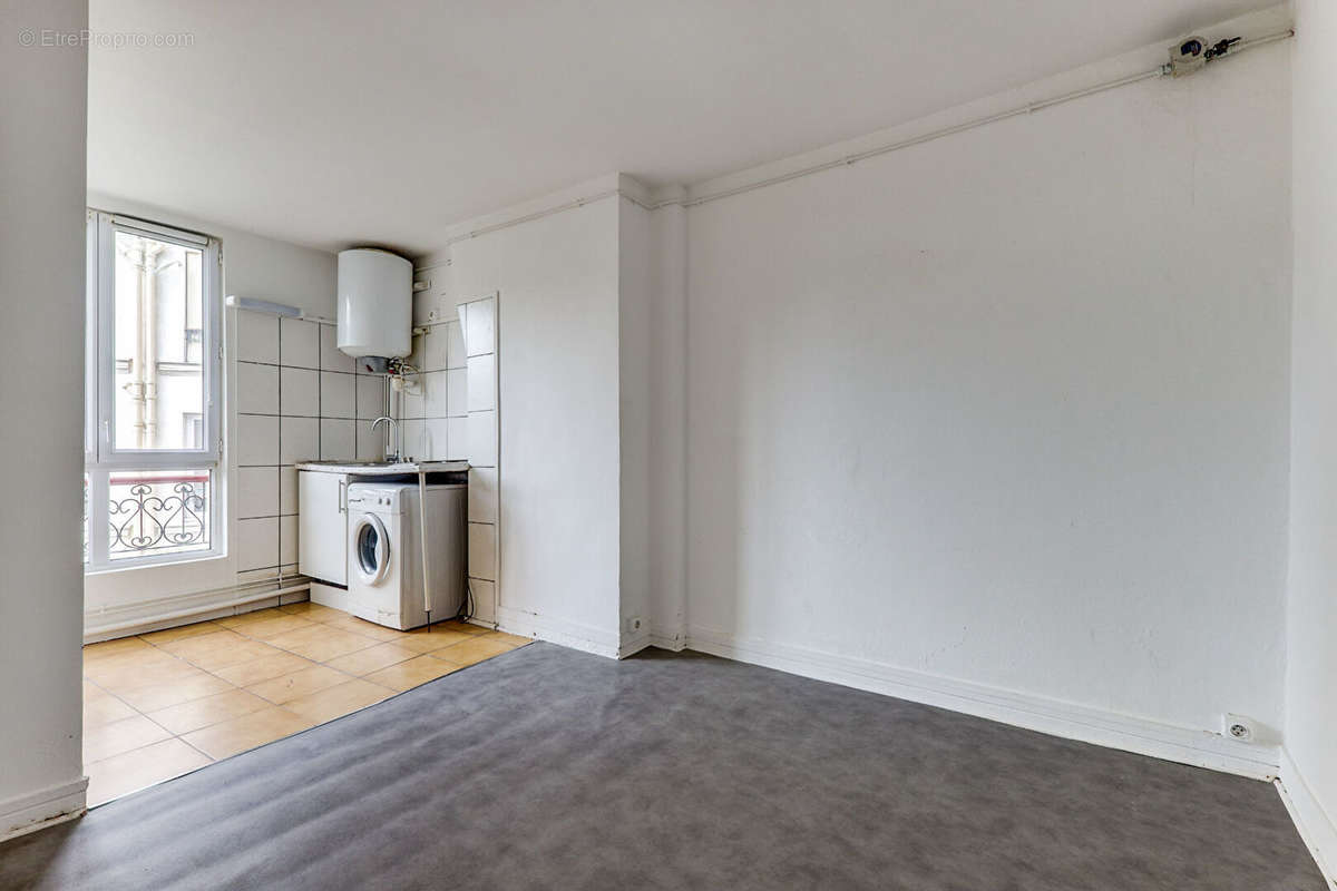 Appartement à PARIS-10E