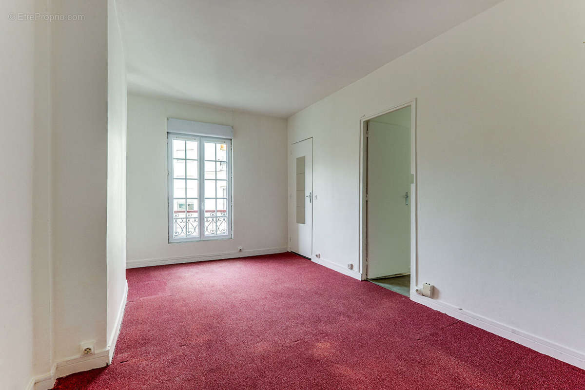 Appartement à PARIS-10E