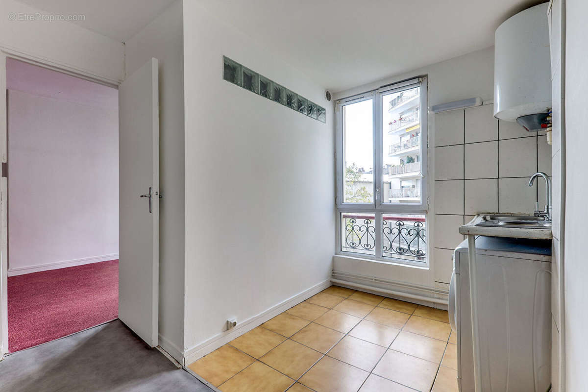 Appartement à PARIS-10E