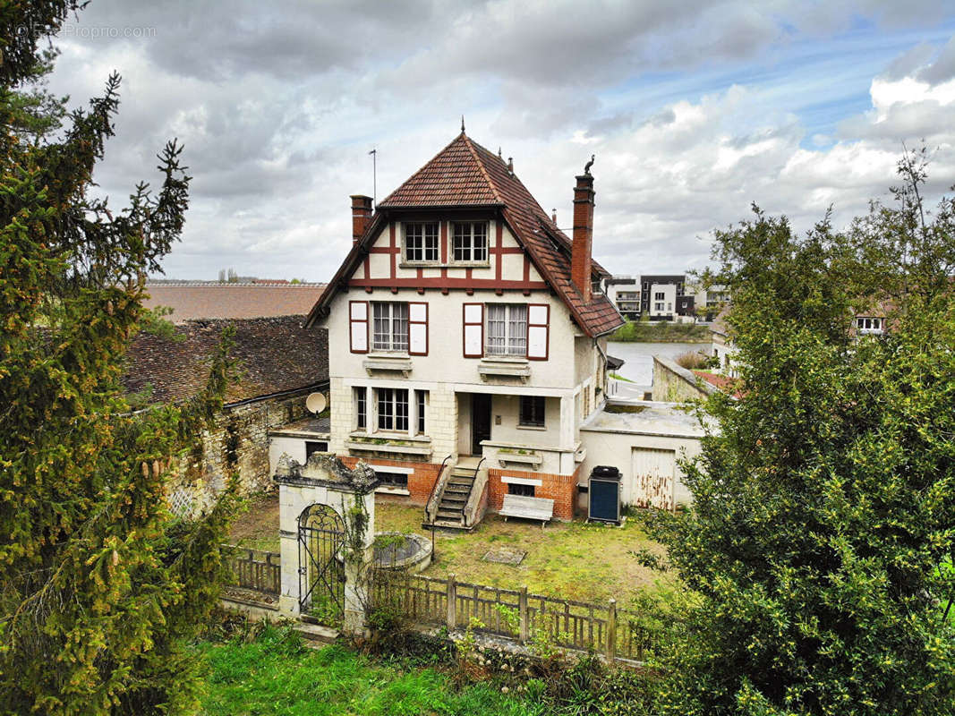 Maison à PONT-SAINTE-MAXENCE