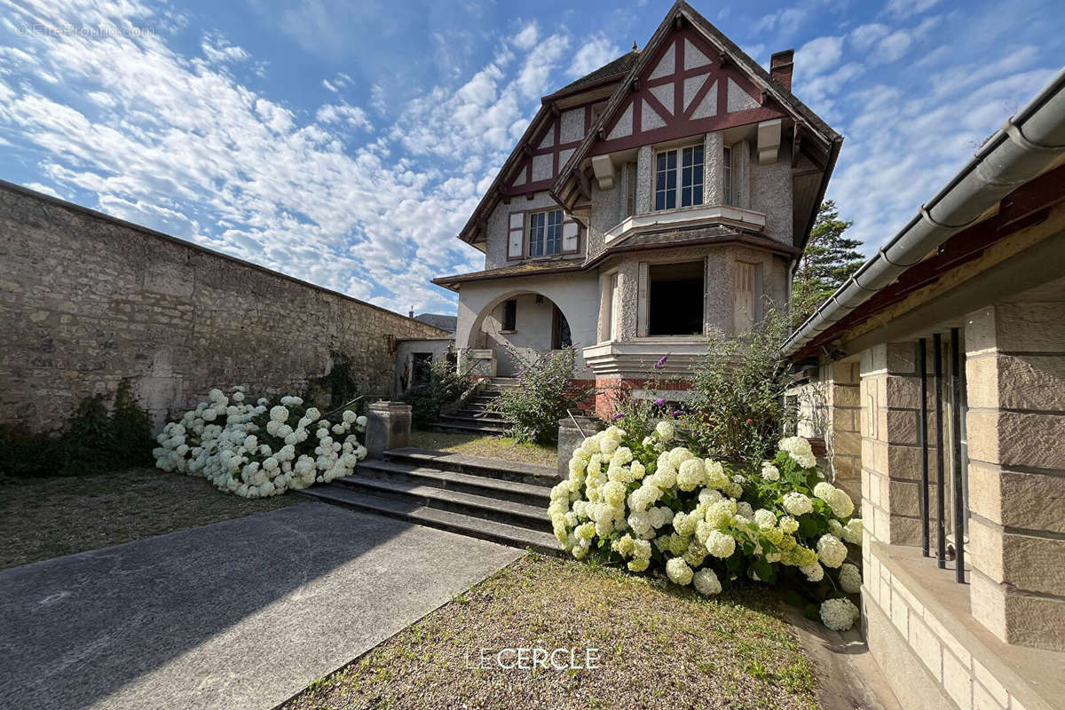 Maison à PONT-SAINTE-MAXENCE