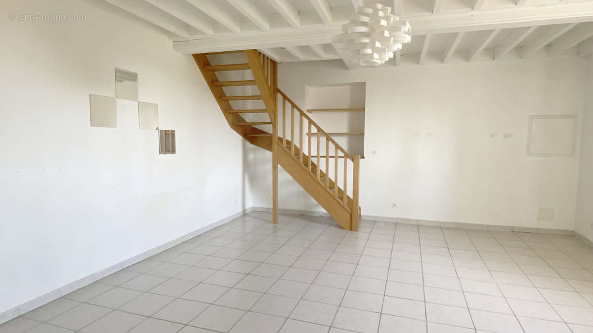 Appartement à CRAPONNE