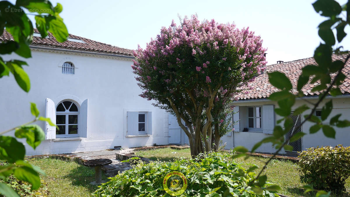 Maison à CLAIRAC