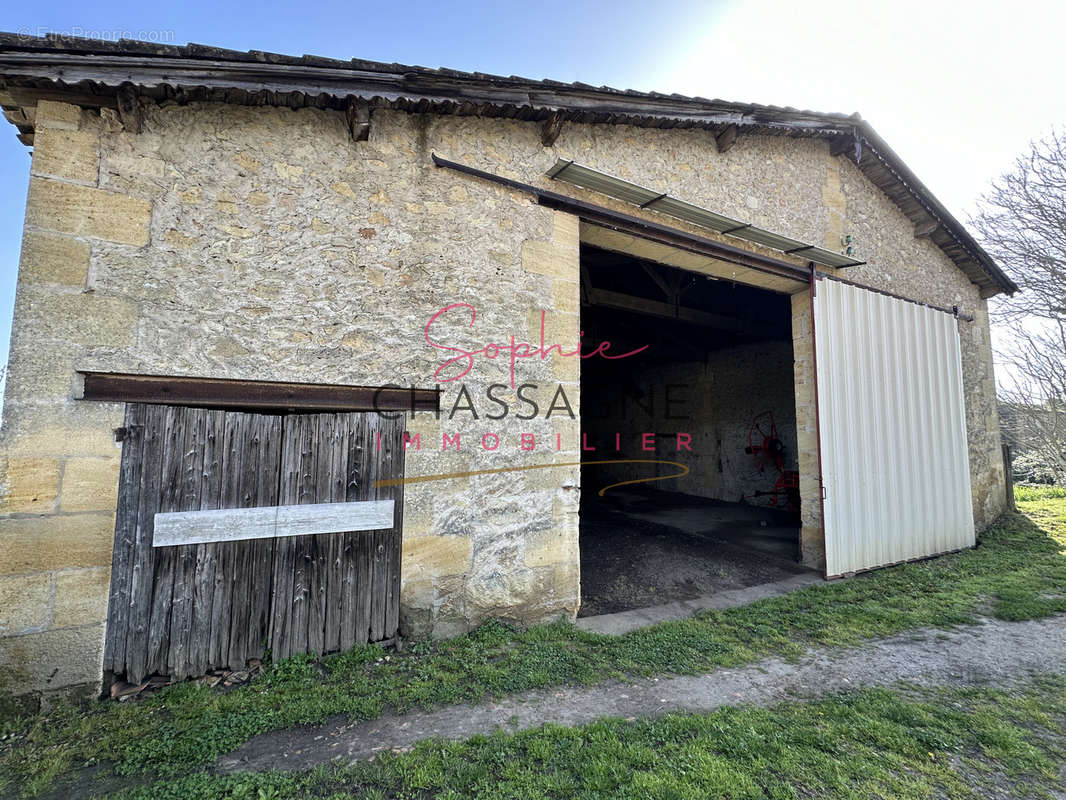 Maison à SAINT-EMILION