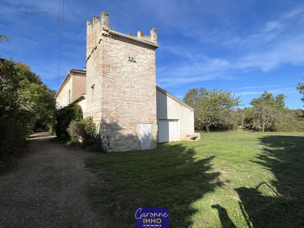 Maison à CLAIRAC