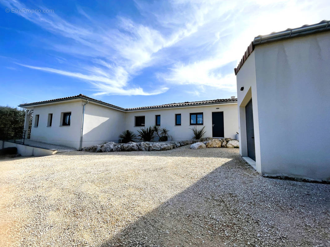 Maison à MEJANNES-LE-CLAP