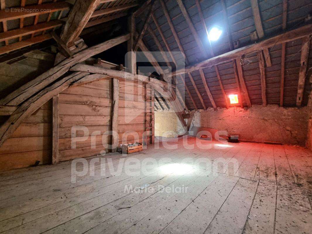 Maison à POUILLY-SUR-LOIRE