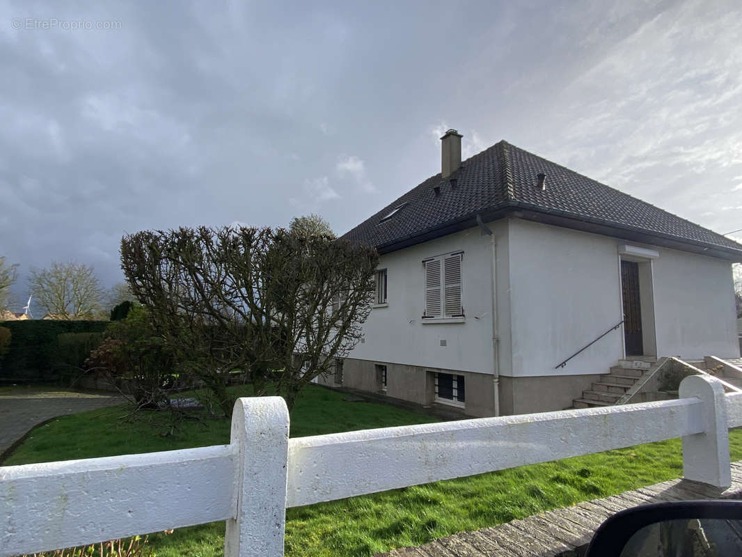 Maison à BEAUCAMPS-LE-VIEUX