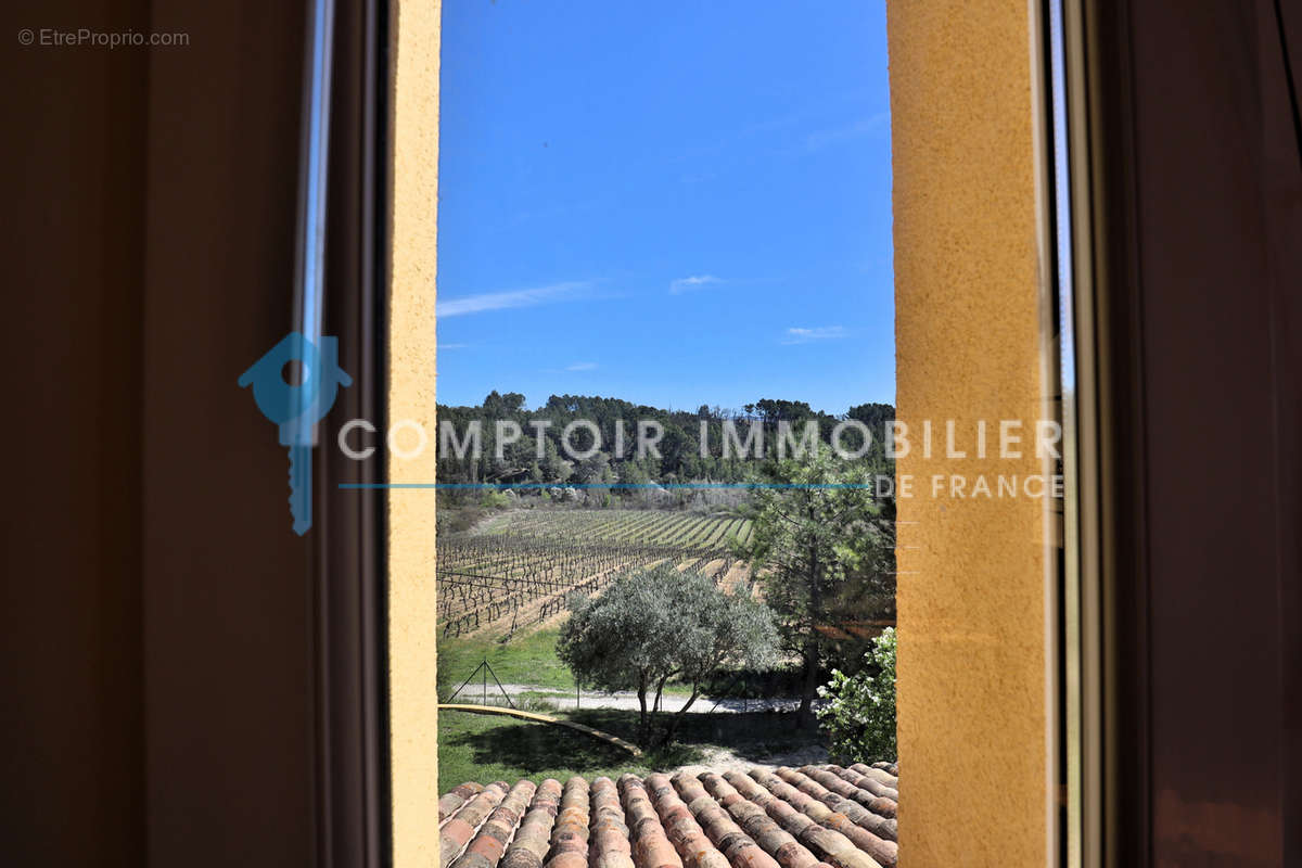 Maison à SAINT-SATURNIN-LES-APT