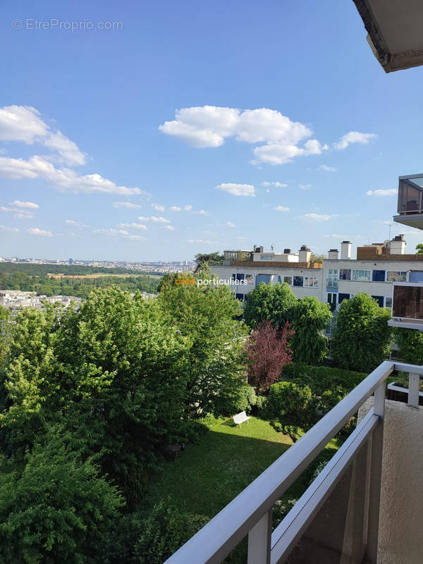 Appartement à SURESNES